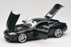 Jaguar XK X150 Coupe Vert Minichamps 1:18 150130501 Métal Moulé — image 2 sur 8