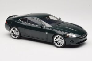 Jaguar XK X150 Coupe Vert Minichamps 1:18 150130501 Métal Moulé — image 6 sur 8