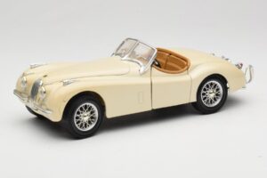 Jaguar XK120 Blanc Eduscho 1:18 7482-1HTH Métal Moulé