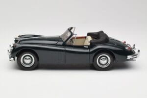 Jaguar XK140 Drophead Coupe Noir Sun Star 1:18 2802 Métal Moulé — image 4 sur 8