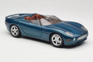 Jaguar XK180 Vert Maisto 1:18 50337 Métal Moulé — image 6 sur 8