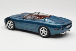 Jaguar XK180 Vert Maisto 1:18 50337 Métal Moulé — image 7 sur 8