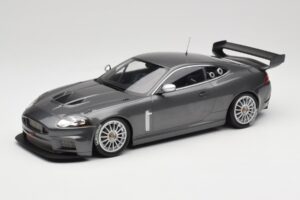 Jaguar XKR GT3 Grey Metallic Minichamps 1:18 150081390 Métal Moulé
