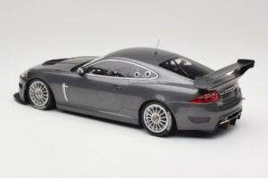 Jaguar XKR GT3 Grey Metallic Minichamps 1:18 150081390 Métal Moulé — image 5 sur 6