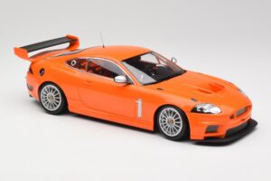 Jaguar XKR GT3 Racing Orange Minichamps 1:18 150081391 Métal Moulé — image 4 sur 6