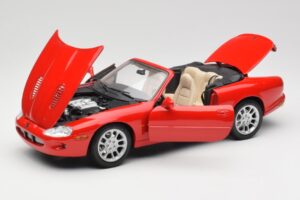 Jaguar XKR X100 Rouge Maisto 1:18 50330 Métal Moulé — image 2 sur 8