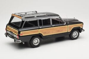 Jeep Grand Wagoneer Noir KK-Scale 1:18 KKDC181113 Métal Moulé — image 2 sur 6