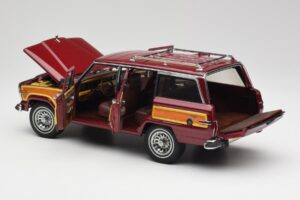 Jeep Grand Wagoneer Classic Rouge AUTOart 1:18 74002 Métal Moulé — image 5 sur 8