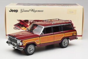 Jeep Grand Wagoneer Classic Rouge AUTOart 1:18 74002 Métal Moulé — image 8 sur 8