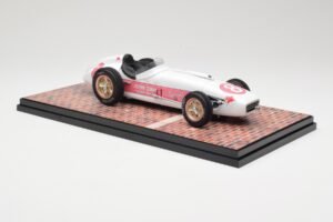 Watson Roadster #8 P. Flaherty John Zink Racing Indianapolis 500 Winner 1956 Carousel 1 1:18 143000 Métal Moulé — image 4 sur 6