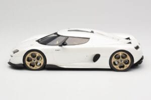 Koenigsegg CC850 Crystal White GT Spirit 1:18 GT903 Résine — image 3 sur 6