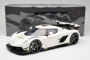 Koenigsegg Jesko Attack Crystal White Pearl GT Spirit 1:12 GT501 Résine — image 6 sur 6