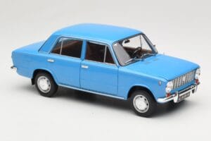 Lada 1200 2101 Bleu IXO 1:18 18CMC204OP Métal Moulé — image 6 sur 8