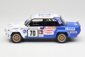Lada 2105 VFTS #70 E. Tumalevicius 1000 Lakes Rally 1986 IXO 1:18 18RMC181A Métal Moulé — image 3 sur 6
