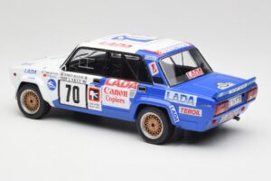 Lada 2105 VFTS #70 E. Tumalevicius 1000 Lakes Rally 1986 IXO 1:18 18RMC181A Métal Moulé — image 5 sur 6