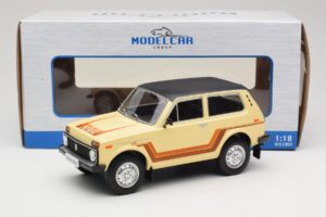 Lada Niva 2121 California Beige MCG 1:18 MCG18004 Métal Moulé — image 6 sur 6