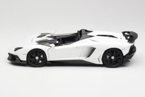 Lamborghini Aventador J Blanc AUTOart 1:18 74674 Métal Moulé — image 4 sur 8