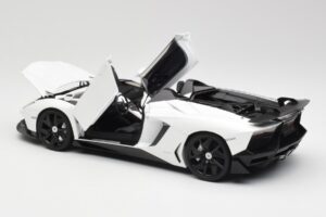 Lamborghini Aventador J Blanc AUTOart 1:18 74674 Métal Moulé — image 5 sur 8