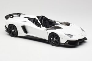 Lamborghini Aventador J Blanc AUTOart 1:18 74674 Métal Moulé — image 6 sur 8