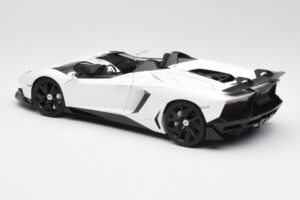 Lamborghini Aventador J Blanc AUTOart 1:18 74674 Métal Moulé — image 7 sur 8