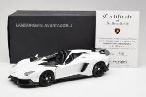 Lamborghini Aventador J Blanc AUTOart 1:18 74674 Métal Moulé — image 8 sur 8