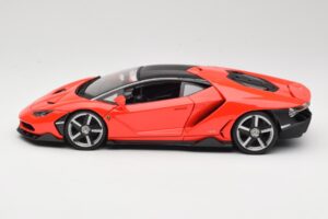 Lamborghini Centenario Rouge Maisto 1:18 31386 Métal Moulé — image 4 sur 8