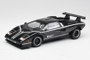 Lamborghini Countach LP500S Noir Kyosho 1:18 08326K Métal Moulé