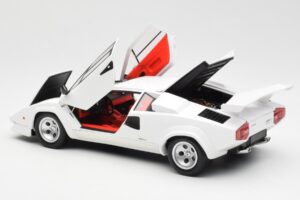 Lamborghini Countach LP500S Blanc Kyosho 1:18 08320E Métal Moulé — image 5 sur 8