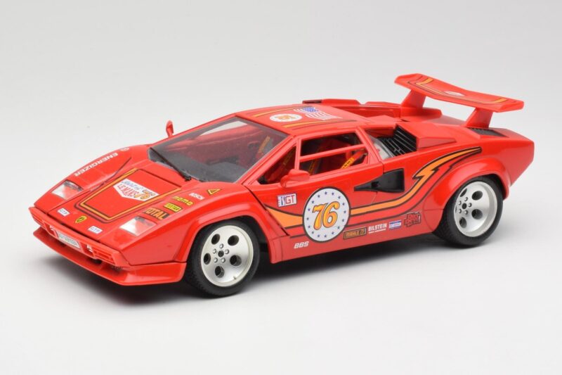Lamborghini Countach Rouge Bburago 1:18 3047 Métal Moulé