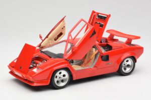 Lamborghini Countach Rouge Bburago 1:18 3047-M1 Métal Moulé — image 2 sur 8