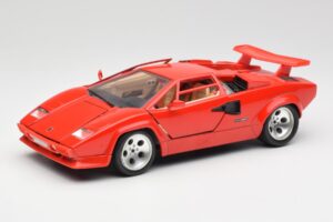 Lamborghini Countach Rouge Bburago 1:18 3047-M1 Métal Moulé