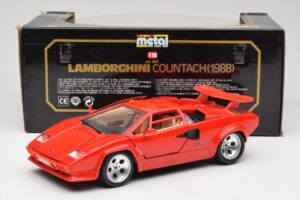 Lamborghini Countach Rouge Bburago 1:18 3047-M1 Métal Moulé — image 8 sur 8