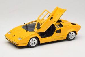 Lamborghini Countach TC Jaune Tonka 1:18 09035-R1 Métal Moulé — image 2 sur 8