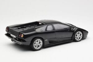 Lamborghini Diablo 6.0 Noir AUTOart 1:18 74528 Métal Moulé — image 3 sur 8