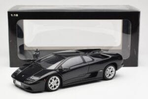 Lamborghini Diablo 6.0 Noir AUTOart 1:18 74528 Métal Moulé — image 8 sur 8