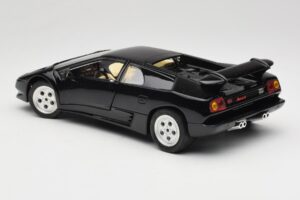 Lamborghini Diablo Noir Mira 1:18 6107 Métal Moulé — image 7 sur 8