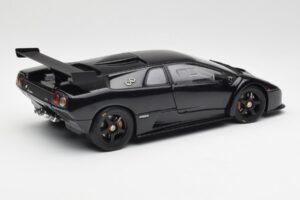 Lamborghini Diablo GTR Noir AUTOart 1:18 74522 Métal Moulé — image 3 sur 8