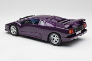 Lamborghini Diablo Jota Violet Maisto 1:18 50276 Métal Moulé — image 7 sur 8