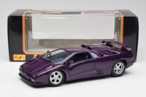 Lamborghini Diablo Jota Violet Maisto 1:18 50276 Métal Moulé — image 8 sur 8