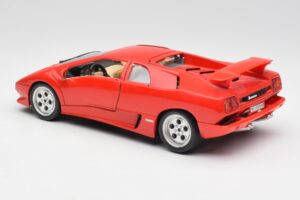Lamborghini Diablo Rouge Bburago 1:18 3028-M1 Métal Moulé — image 7 sur 8