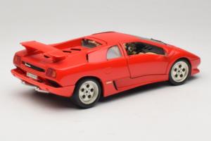 Lamborghini Diablo Rouge Bburago 1:18 3041-M1 Métal Moulé — image 3 sur 8