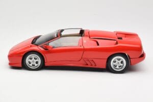 Lamborghini Diablo Roadster Rouge AUTOart 1:18 70091 Métal Moulé — image 4 sur 8