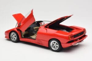 Lamborghini Diablo Roadster Rouge AUTOart 1:18 70091 Métal Moulé — image 5 sur 8