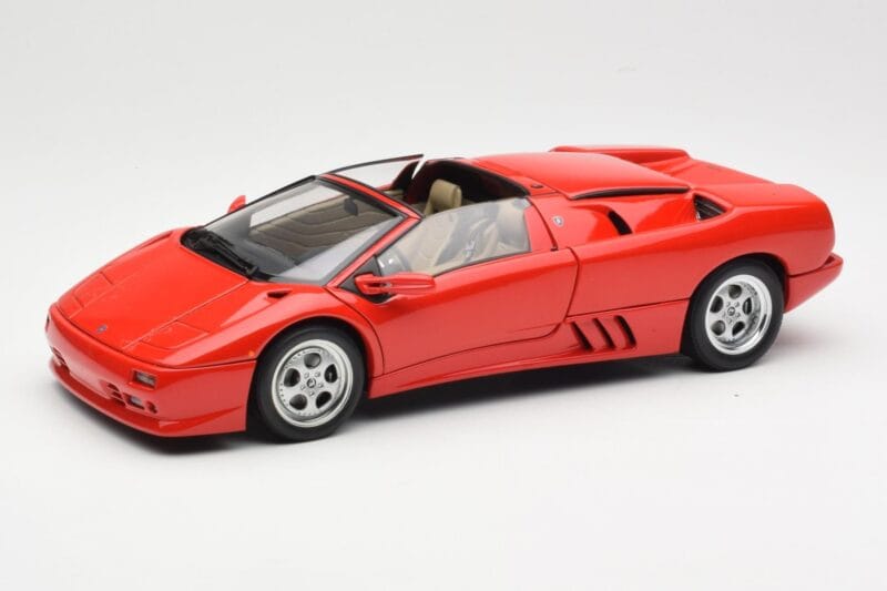 Lamborghini Diablo Roadster Rouge AUTOart 1:18 70091 Métal Moulé