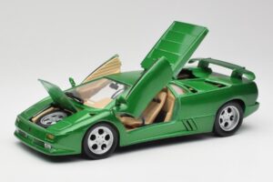 Lamborghini Diablo SE Vert Maisto 1:18 50303 Métal Moulé — image 2 sur 8