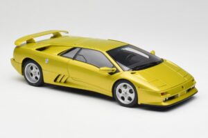 Lamborghini Diablo SE30 Anniversary Edition Jaune Spyder AUTOart 1:18 79157 Métal Moulé — image 6 sur 8