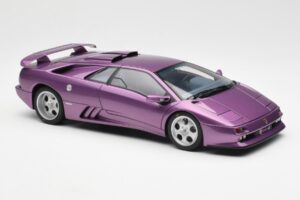 Lamborghini Diablo SE30 Jota Violet Métallisé AUTOart 1:18 79142 Composite — image 6 sur 8