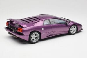 Lamborghini Diablo SE30 Anniversary Edition Violet Métallisé AUTOart 1:18 79158 Métal Moulé — image 3 sur 8