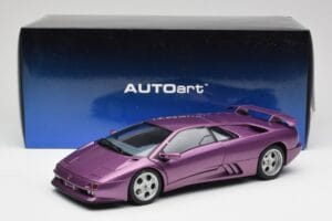 Lamborghini Diablo SE30 Anniversary Edition Violet Métallisé AUTOart 1:18 79158 Métal Moulé — image 8 sur 8