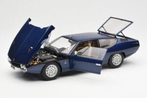 Lamborghini Espada Bleu Metallic AUTOart 1:18 74502 Métal Moulé — image 2 sur 8